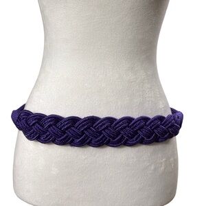 Ladies retro purple fashion belt.